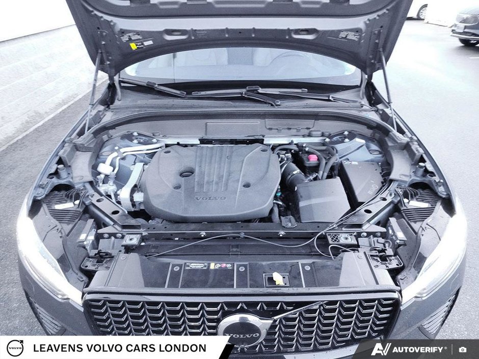 2024 Volvo XC60 PLUS DARK THEME-7