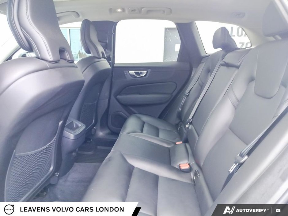 2024 Volvo XC60 CORE DARK THEME-22