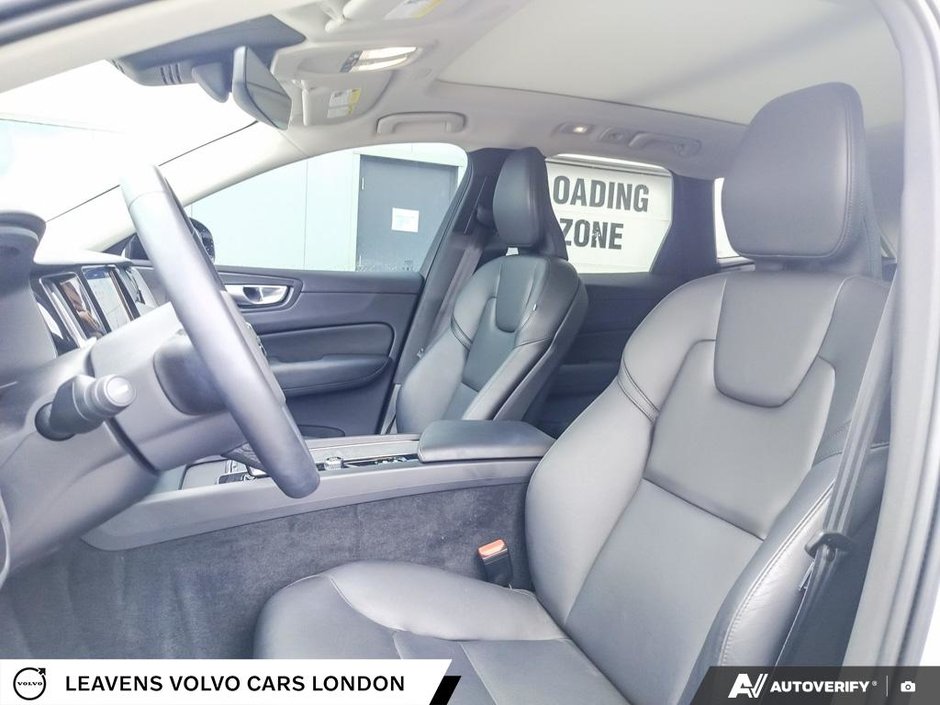 2024 Volvo XC60 CORE DARK THEME-25