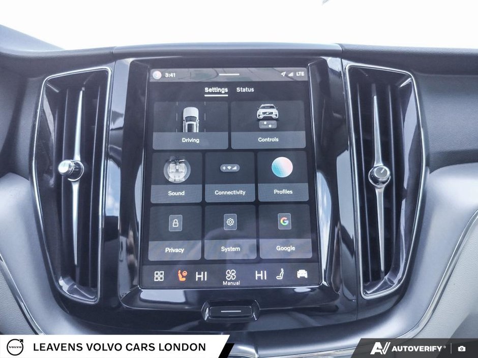 2024 Volvo XC60 CORE DARK THEME-27