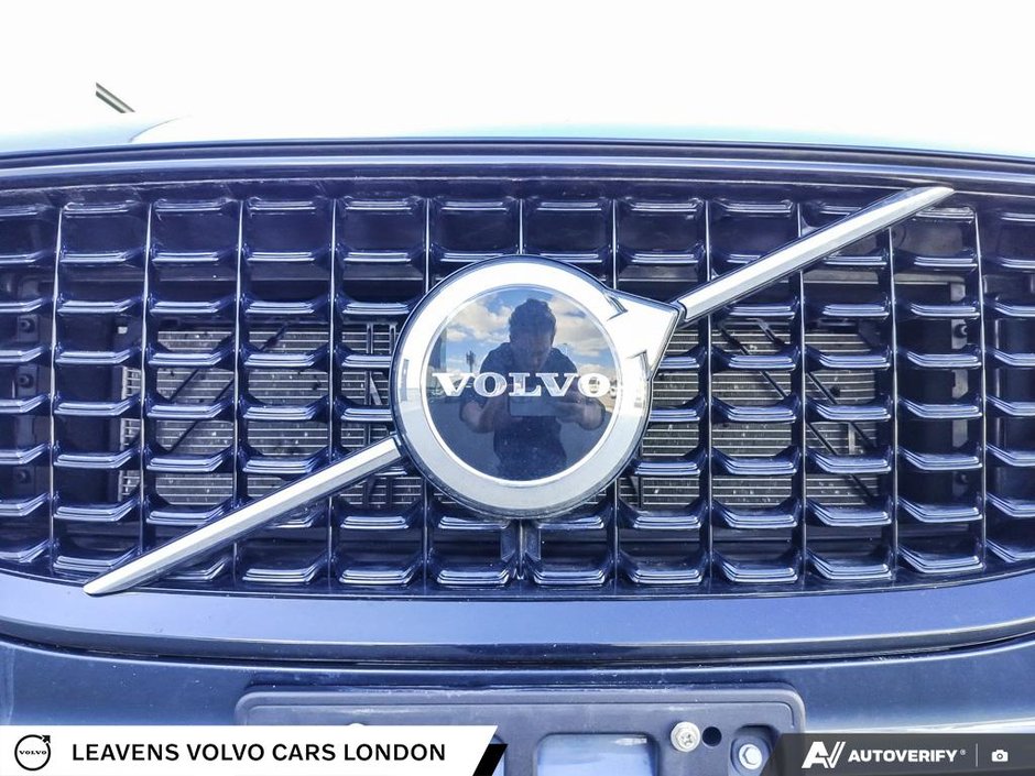 2024 Volvo XC60 CORE DARK THEME-8