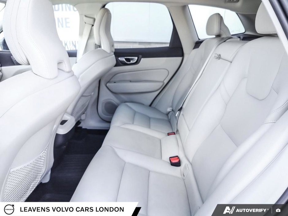 2024 Volvo XC60 CORE DARK THEME-22