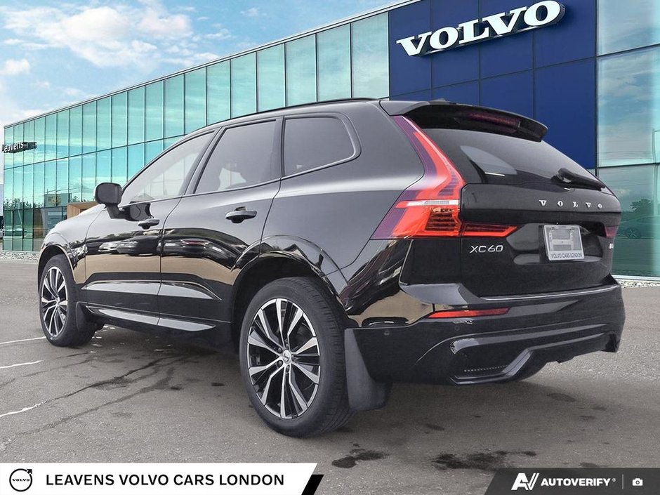 2024 Volvo XC60 PLUS DARK THEME-3