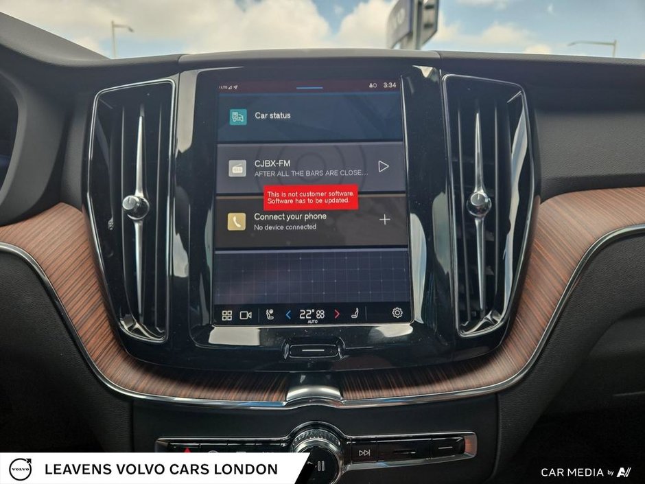 2025 Volvo XC60 PLUS DARK THEME-26