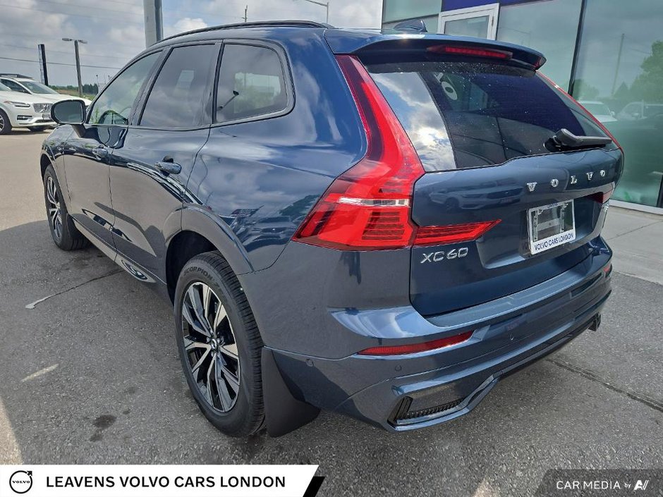 2025 Volvo XC60 PLUS DARK THEME-10