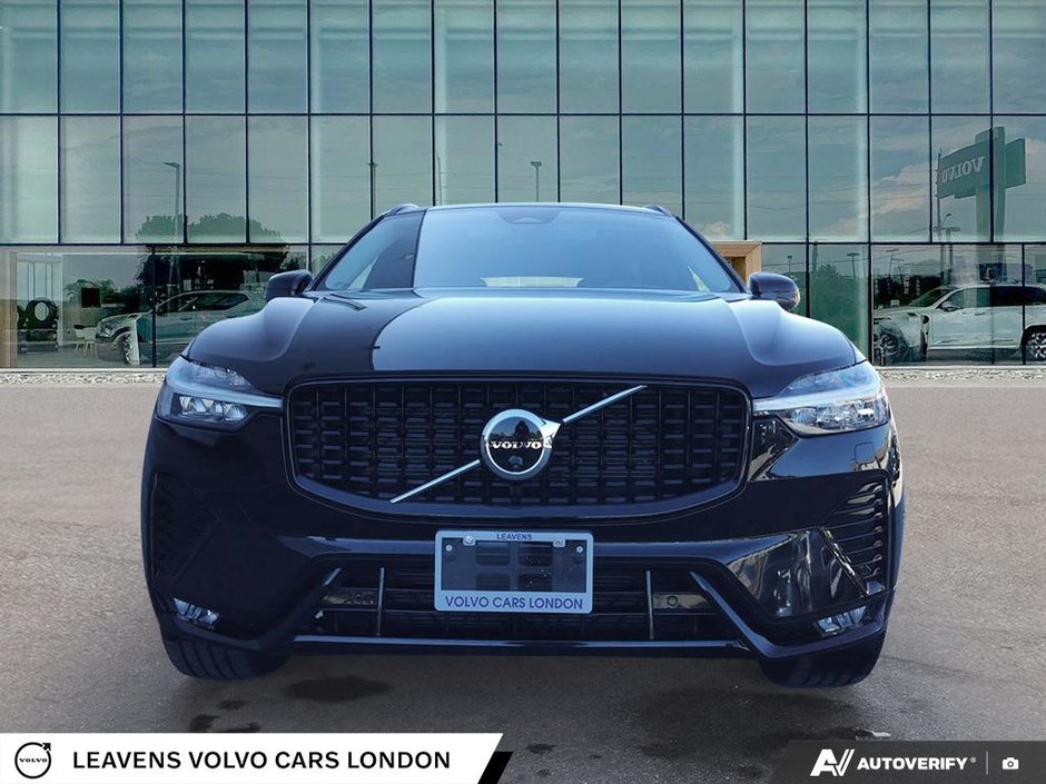 2025 Volvo XC60 PLUS DARK THEME-1