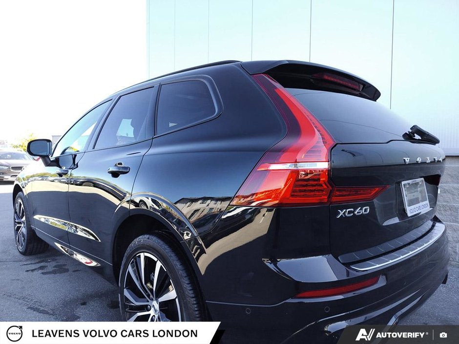 2025 Volvo XC60 PLUS DARK THEME-10