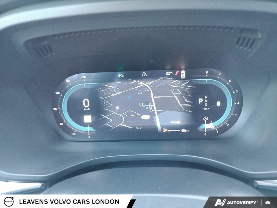 2025 Volvo XC60 PLUS DARK THEME-14