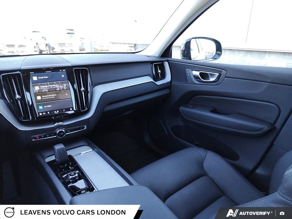 2025 Volvo XC60 PLUS DARK THEME-24