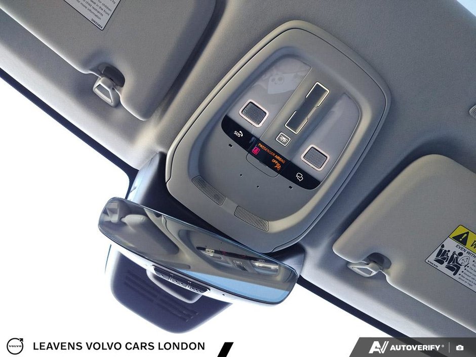 2025 Volvo XC60 PLUS DARK THEME-20