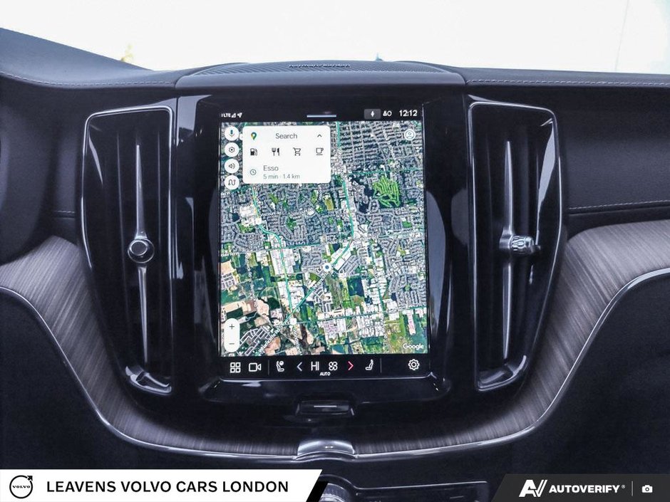 2025 Volvo XC60 ULTRA DARK THEME-28