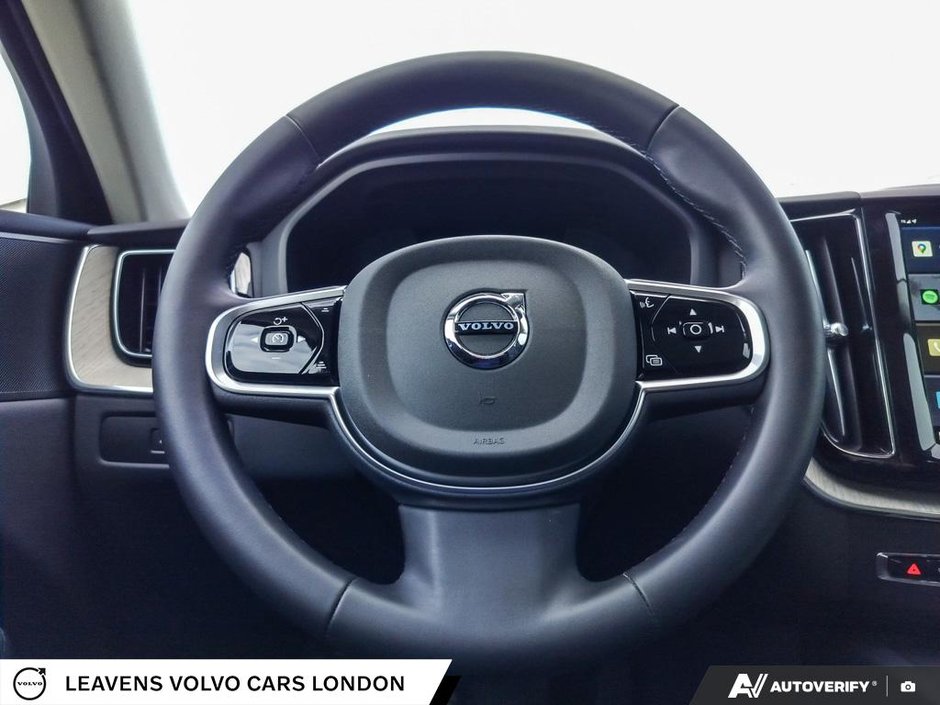 2025 Volvo XC60 PLUS DARK THEME-13