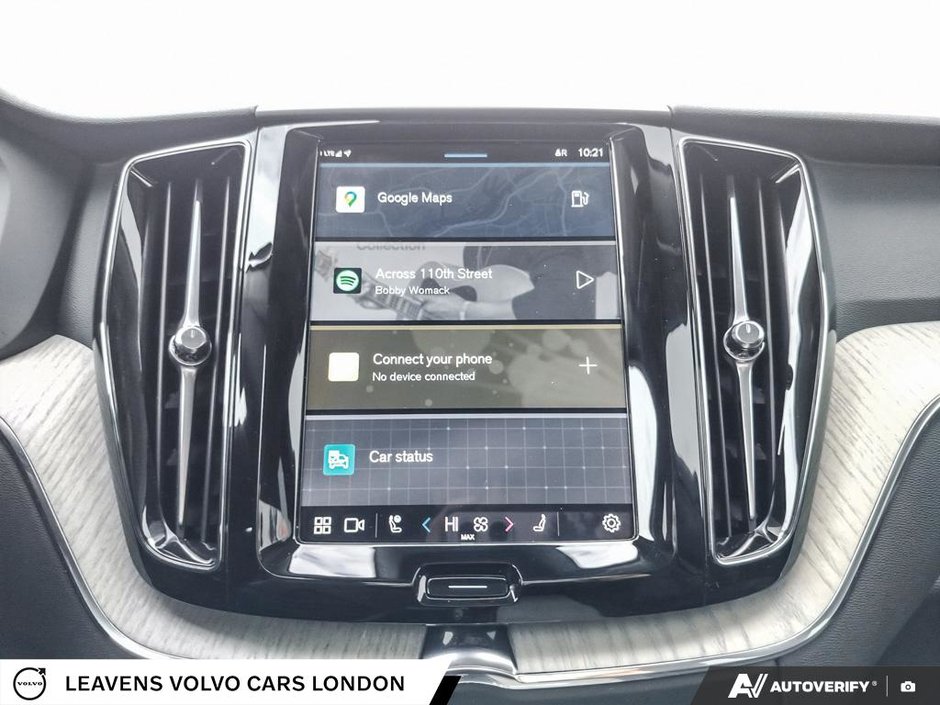 2025 Volvo XC60 PLUS DARK THEME-26