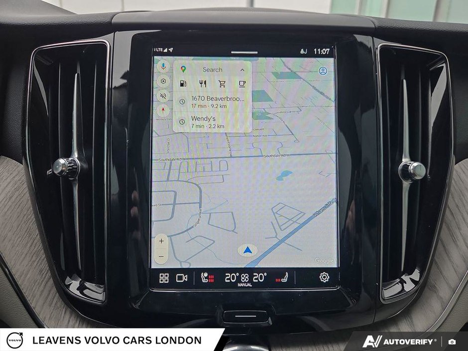 2025 Volvo XC60 PLUS DARK THEME-28