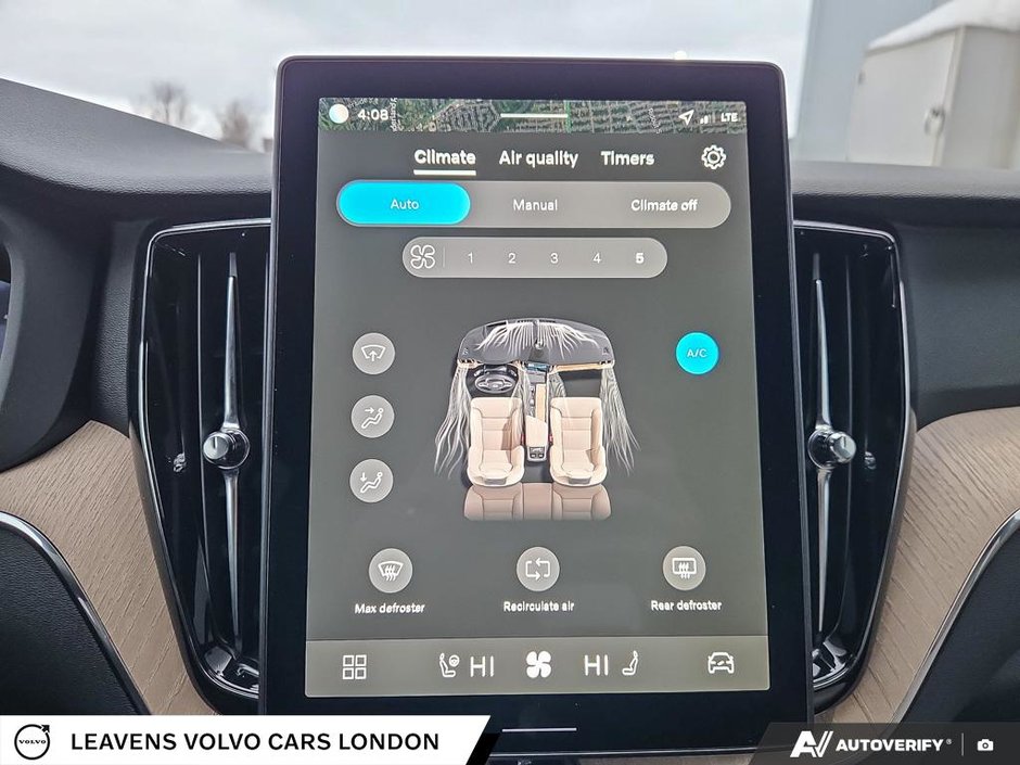 2026 Volvo XC60 PLUS DARK THEME-26