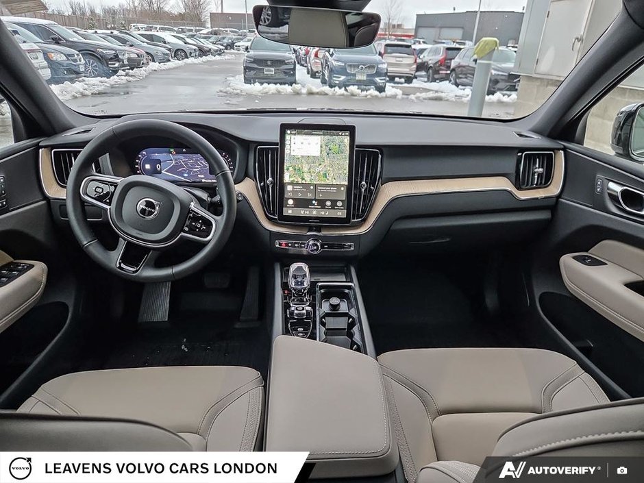 2026 Volvo XC60 PLUS DARK THEME-23