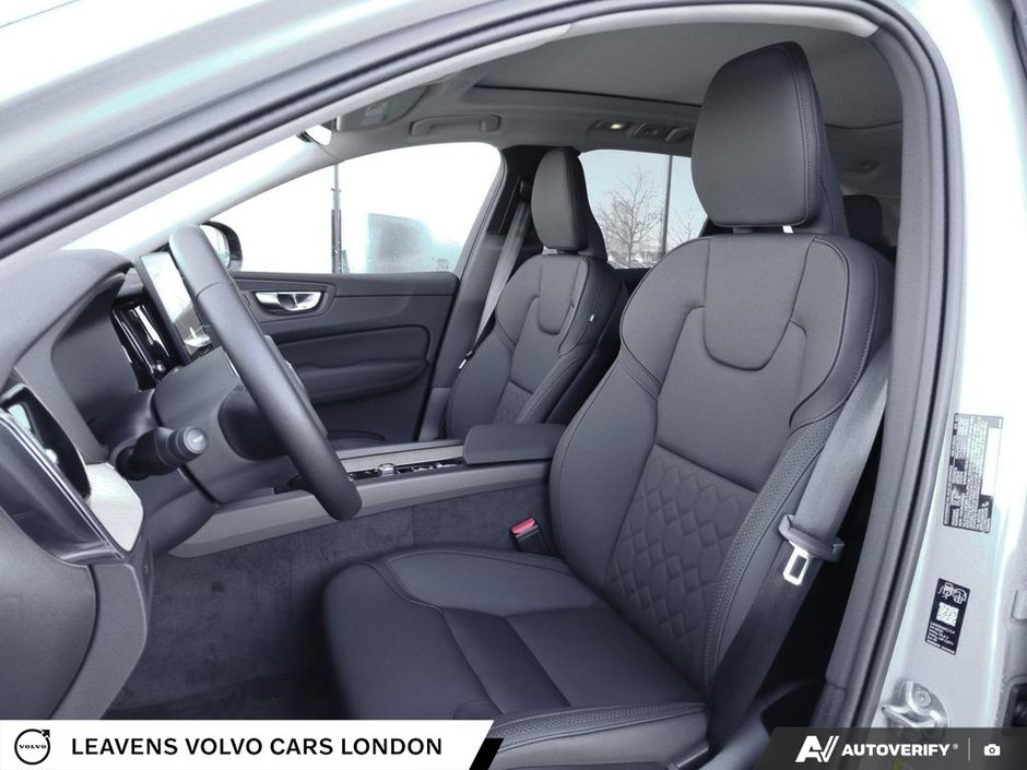 2026 Volvo XC60 PLUS DARK THEME-29