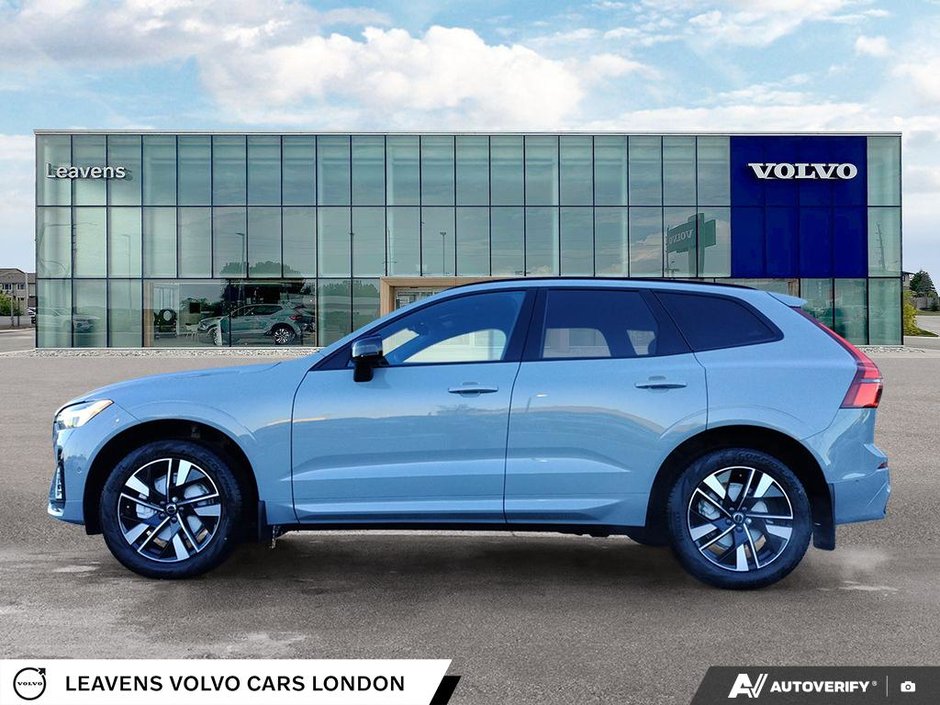2026 Volvo XC60 PLUS DARK THEME-2
