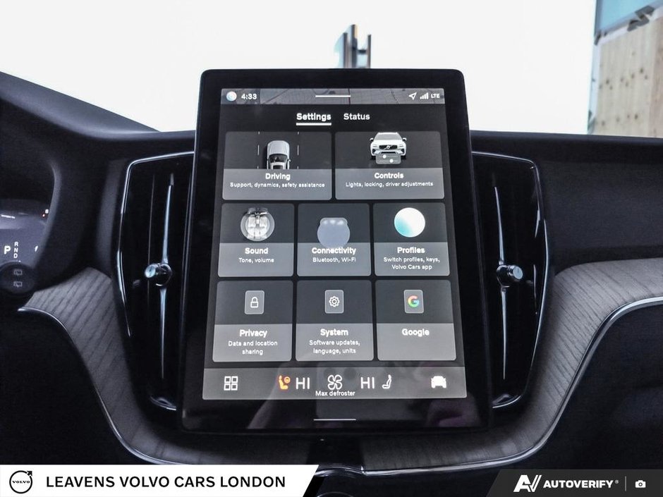 2026 Volvo XC60 PLUS DARK THEME-27