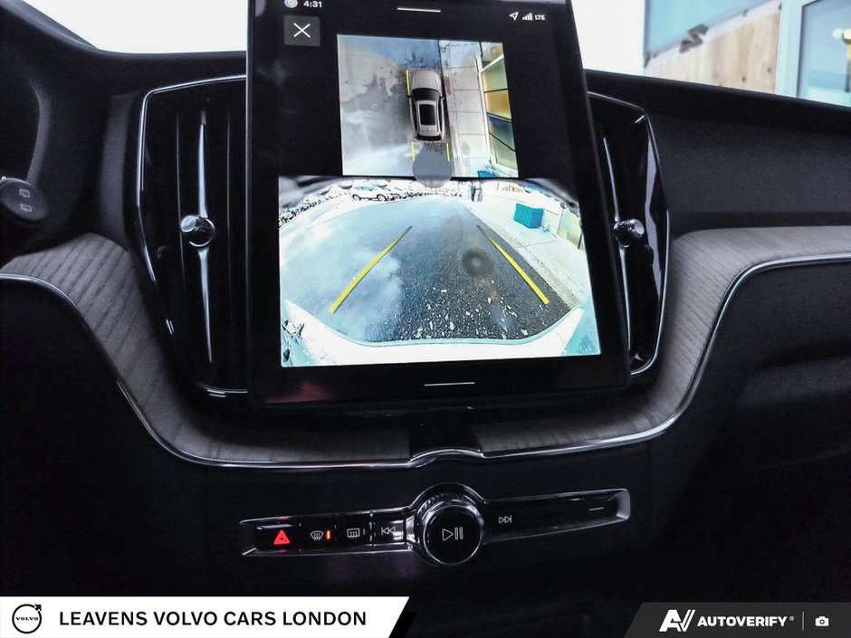 2026 Volvo XC60 PLUS DARK THEME-18