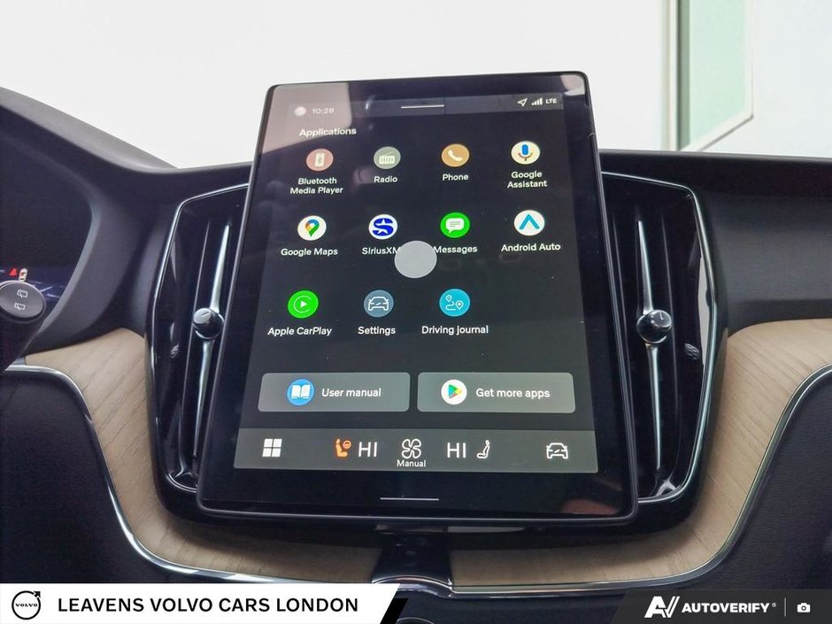 2026 Volvo XC60 CORE DARK THEME-26