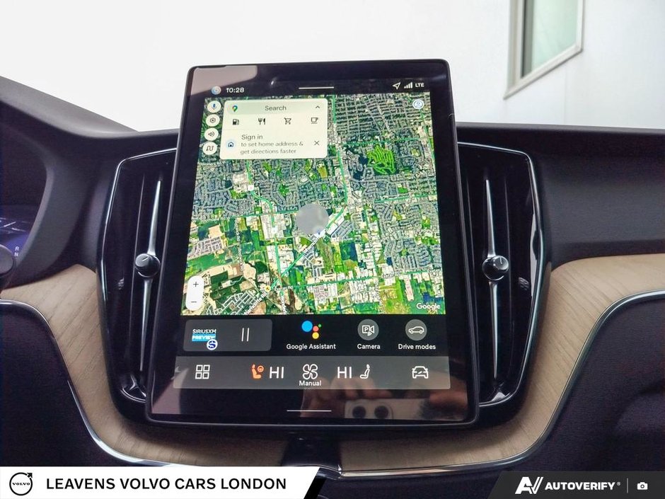 2026 Volvo XC60 CORE DARK THEME-28