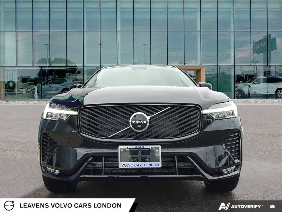 2026 Volvo XC60 PLUS DARK THEME-1