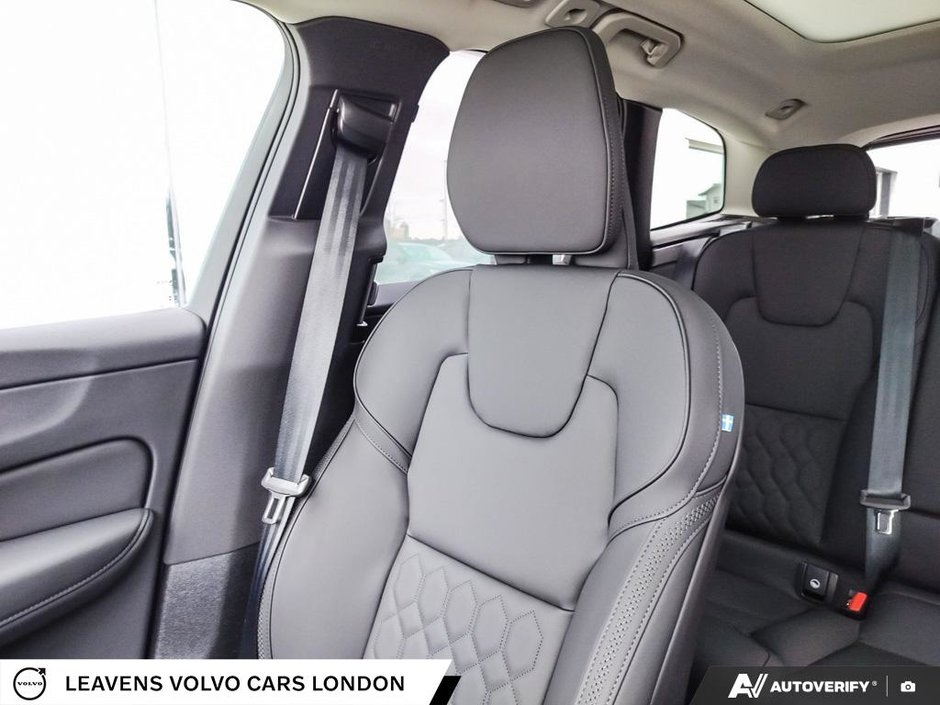 2026 Volvo XC60 PLUS DARK THEME-19