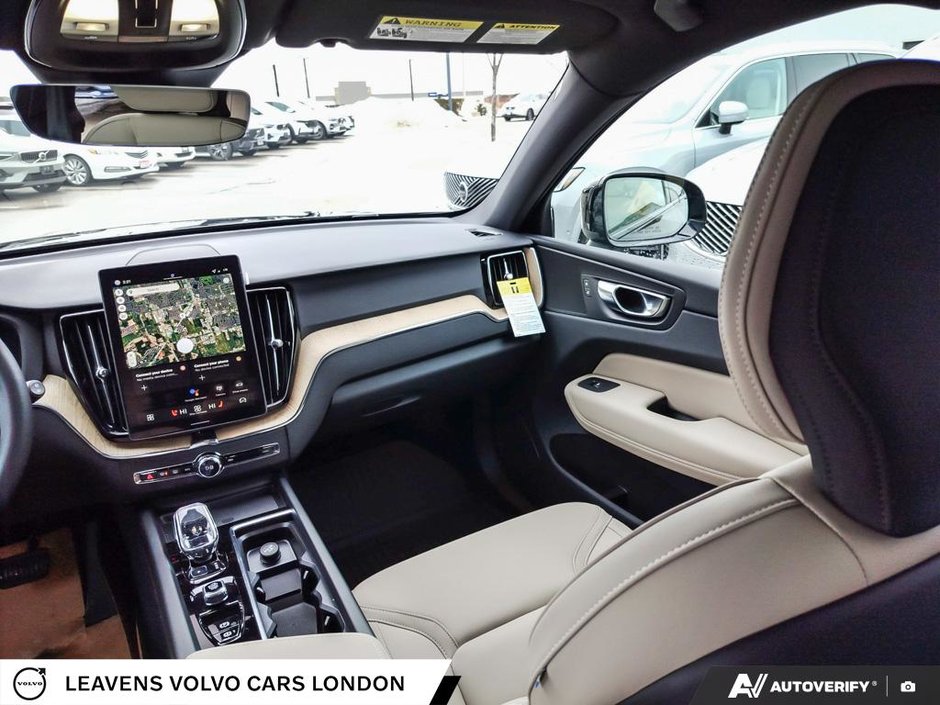 2026 Volvo XC60 PLUS DARK THEME-24