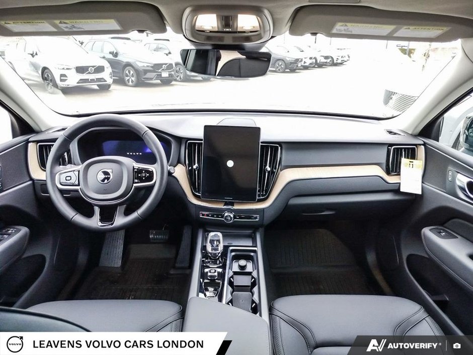 2026 Volvo XC60 PLUS DARK THEME-23