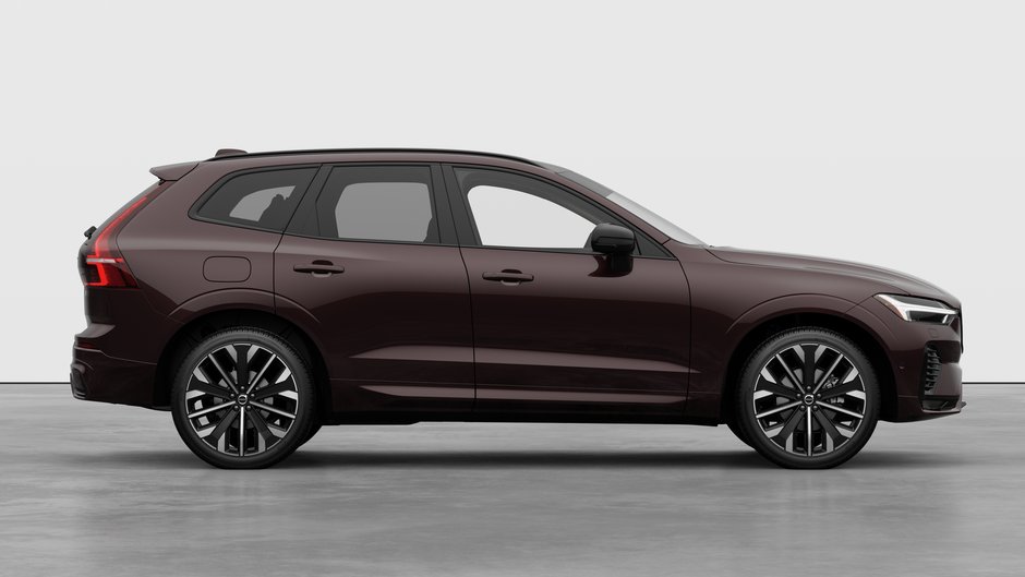 2026 Volvo XC60 ULTRA DARK THEME-6