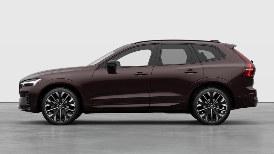 2026 Volvo XC60 ULTRA DARK THEME-7