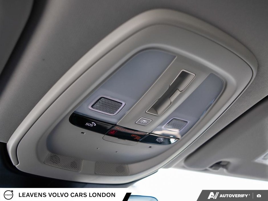 2026 Volvo XC60 PLUS DARK THEME-21