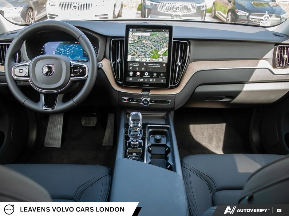 2026 Volvo XC60 PLUS DARK THEME-24
