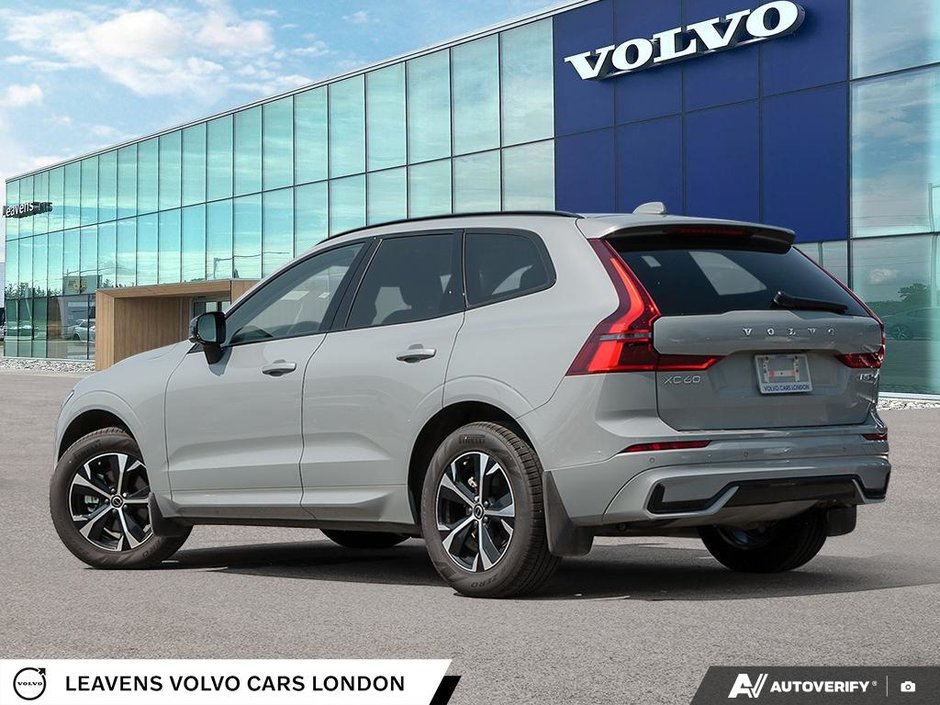 2026 Volvo XC60 CORE DARK THEME-3