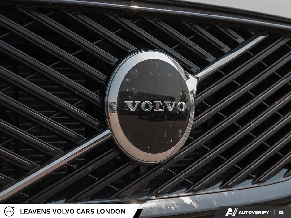 2026 Volvo XC60 CORE DARK THEME-8