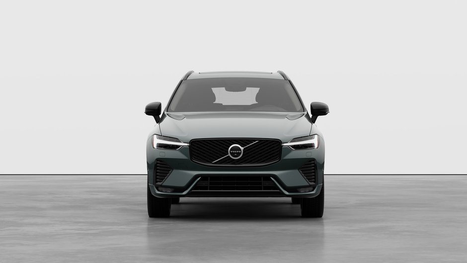 2027 Volvo XC60 PLUS DARK THEME-4