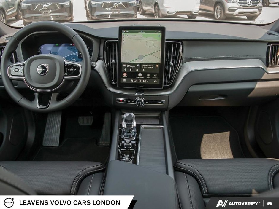 2027 Volvo XC60 ULTRA BLACK EDITION-24