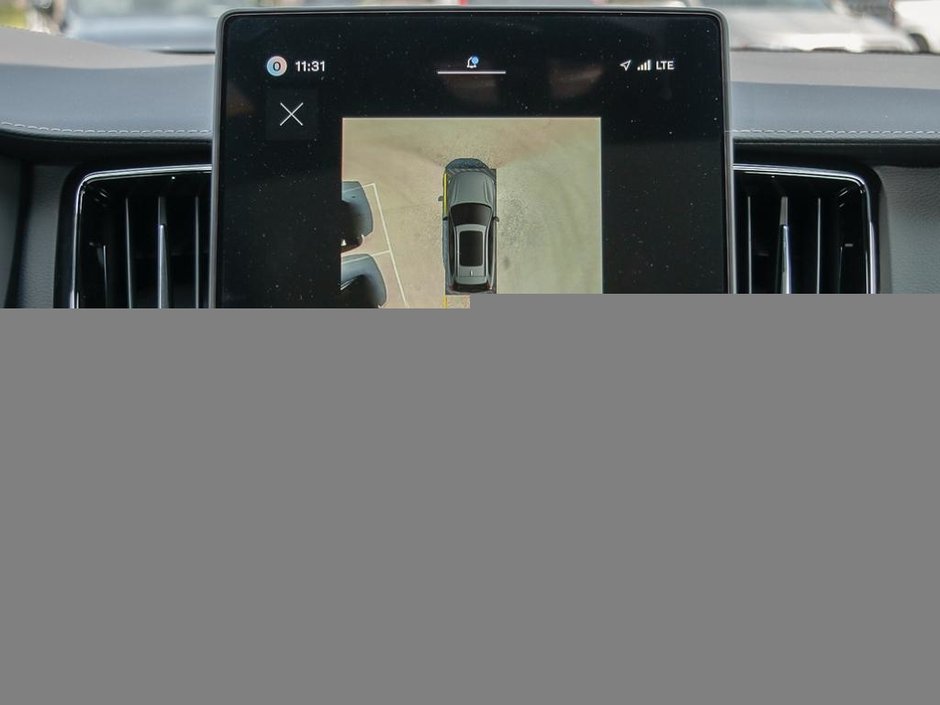 2027 Volvo XC60 ULTRA BLACK EDITION-26