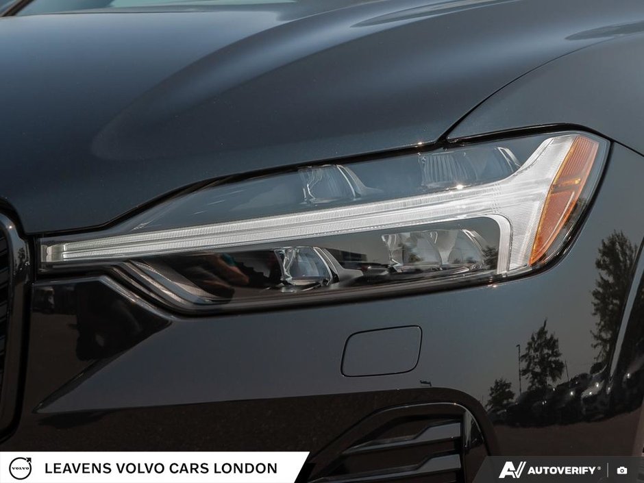 2027 Volvo XC60 ULTRA BLACK EDITION-9
