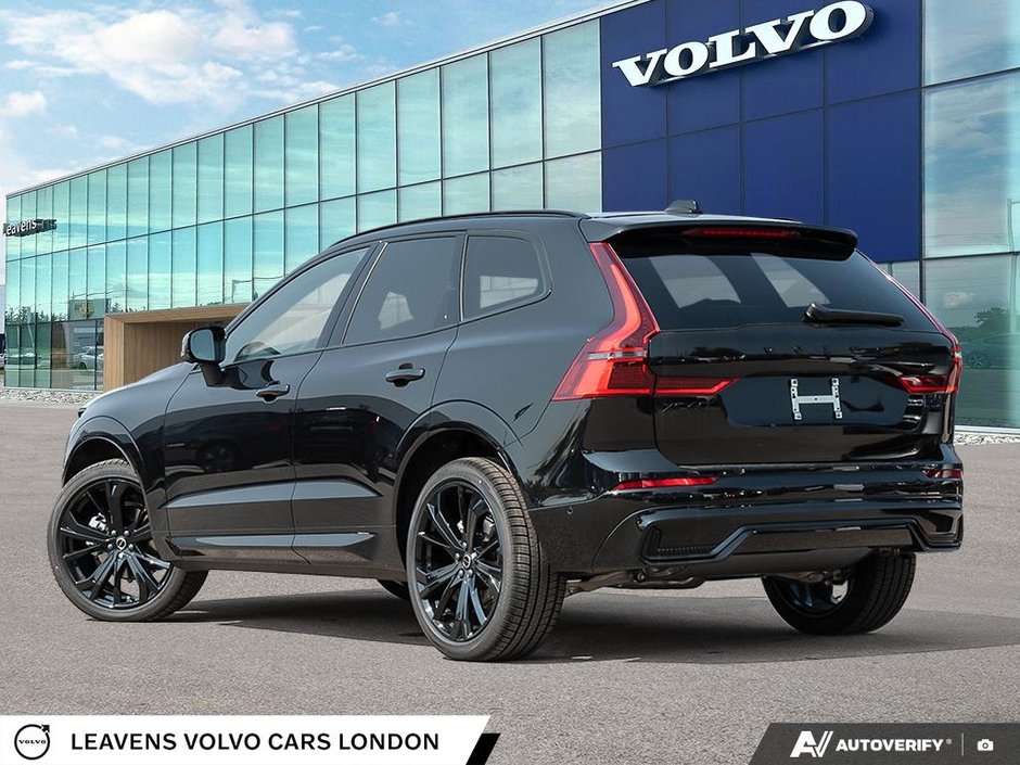 2027 Volvo XC60 ULTRA BLACK EDITION-3
