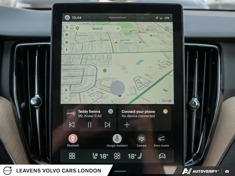 2027 Volvo XC60 PLUS DARK THEME-20