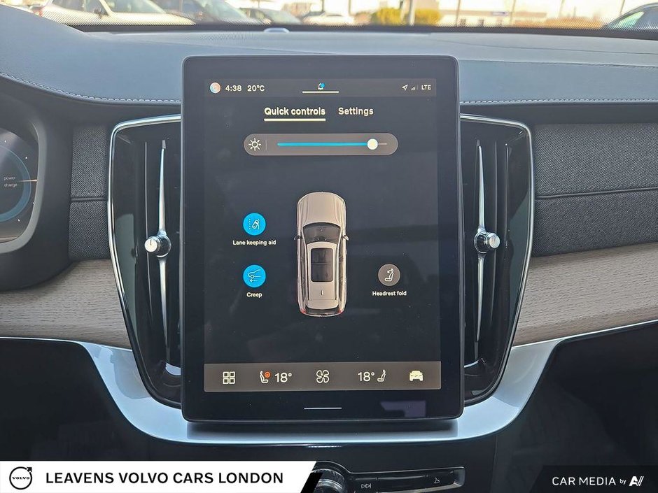 2025 Volvo XC90 PLUG-IN HYBRID PLUS BRIGHT THEME-27