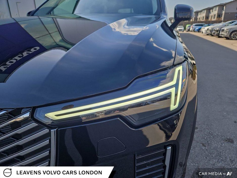 2025 Volvo XC90 PLUG-IN HYBRID PLUS BRIGHT THEME-7