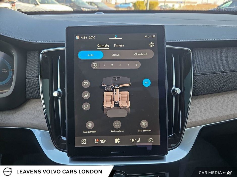 2025 Volvo XC90 PLUG-IN HYBRID PLUS BRIGHT THEME-29
