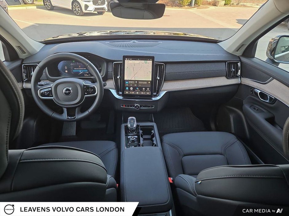 2025 Volvo XC90 PLUG-IN HYBRID PLUS BRIGHT THEME-23