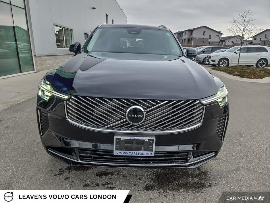 2025 Volvo XC90 PLUG-IN HYBRID CORE BRIGHT THEME-8