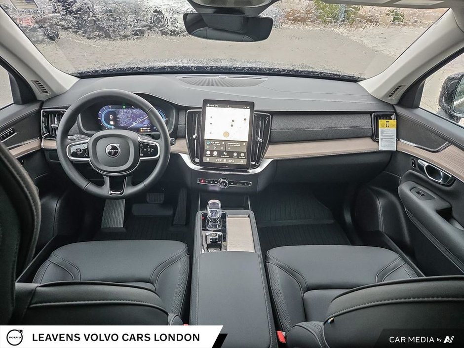 2025 Volvo XC90 PLUG-IN HYBRID CORE BRIGHT THEME-23