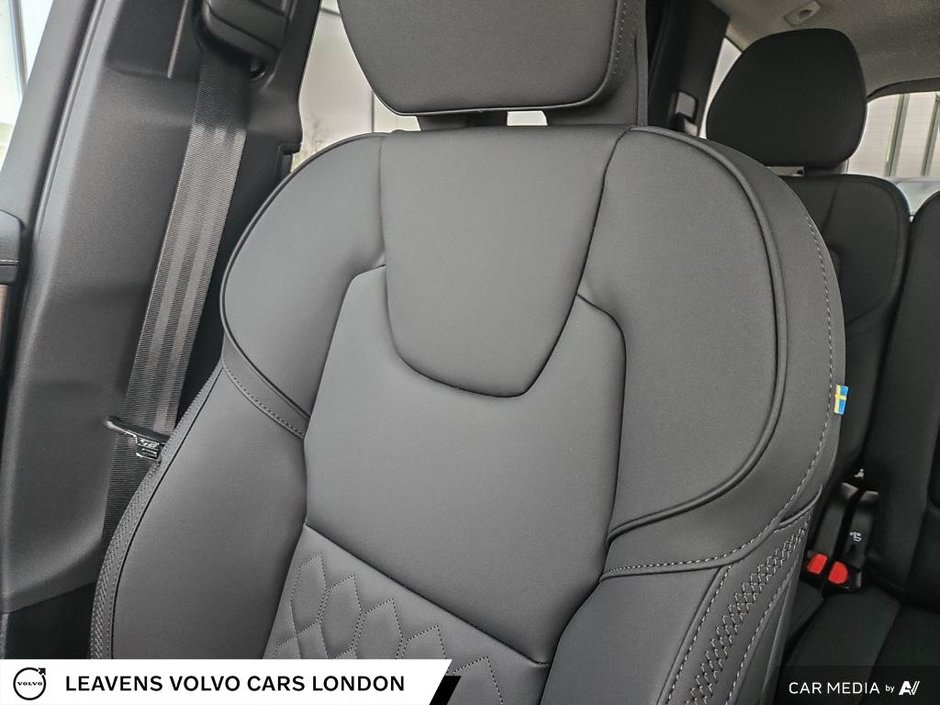 2025 Volvo XC90 PLUG-IN HYBRID CORE BRIGHT THEME-19