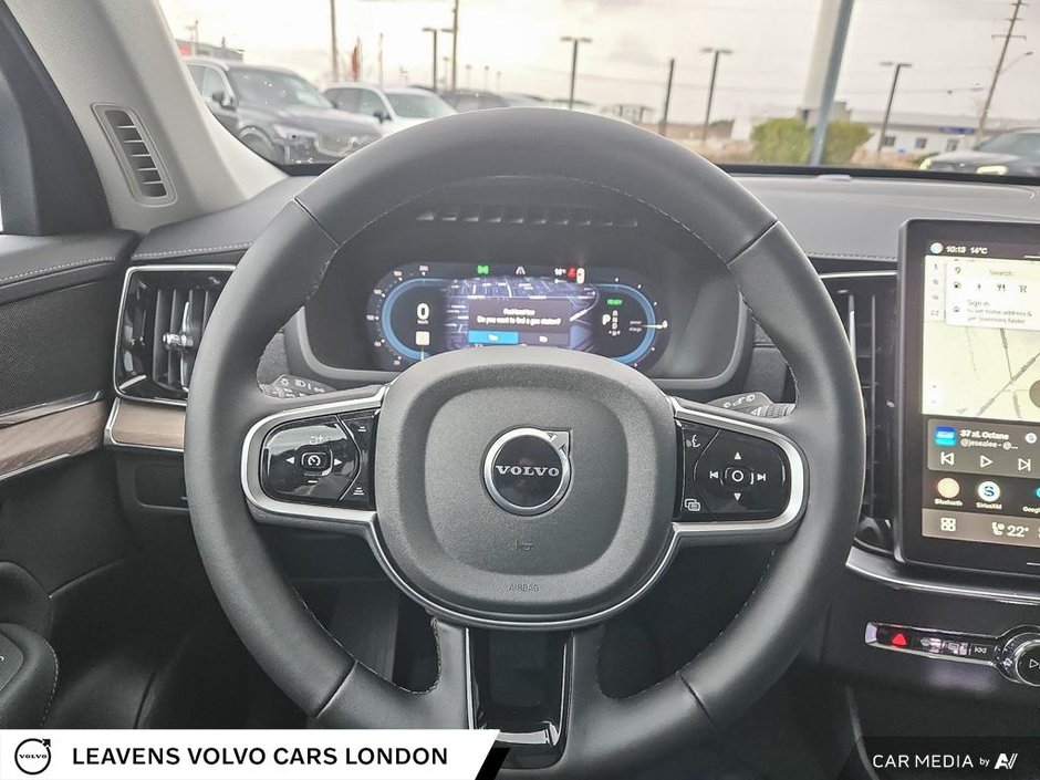 2025 Volvo XC90 PLUG-IN HYBRID CORE BRIGHT THEME-13